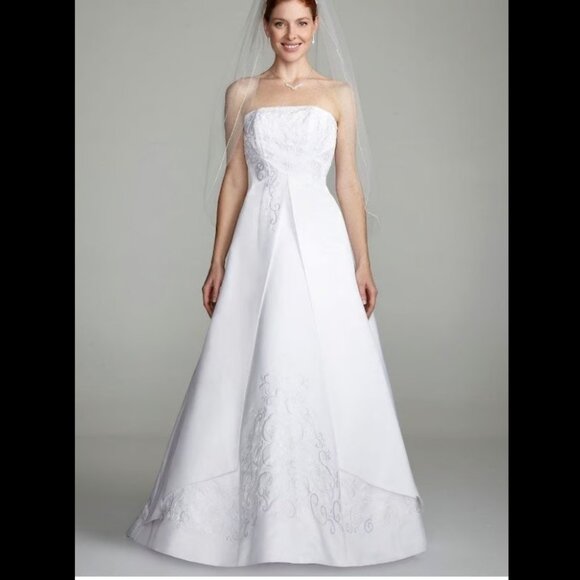 NWOT David's Bridal Beaded Wedding Gown - Picture 1 of 8